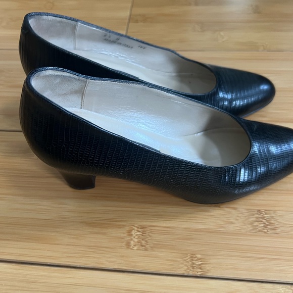 Bally Elegant Black Heels for Women - Picture 5 of 6